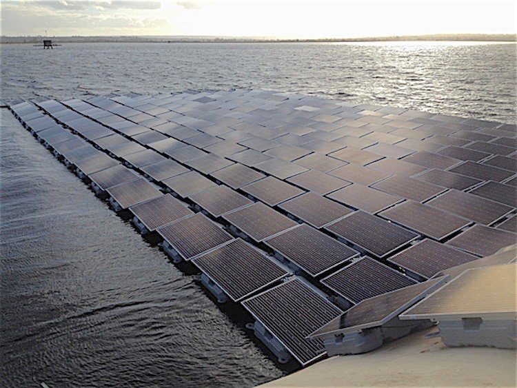 Floating Solar Farm  Source: www.ecowatch.com